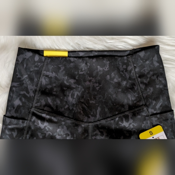 NWT Danskin black/grey brushed athletic full length polyester/spandex soft leggi - Picture 5 of 9